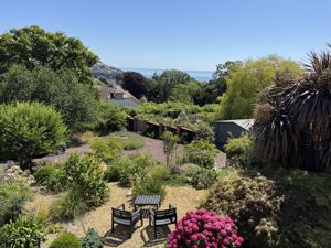 Photo 11- click for photo gallery